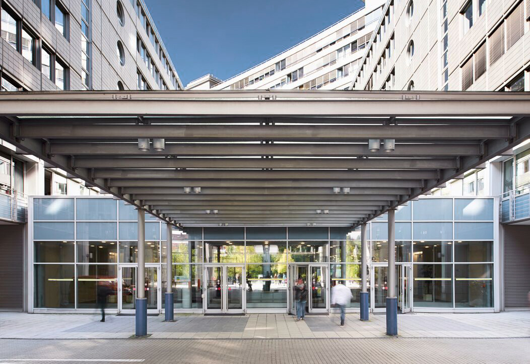 Deutsche Bank visual data 8